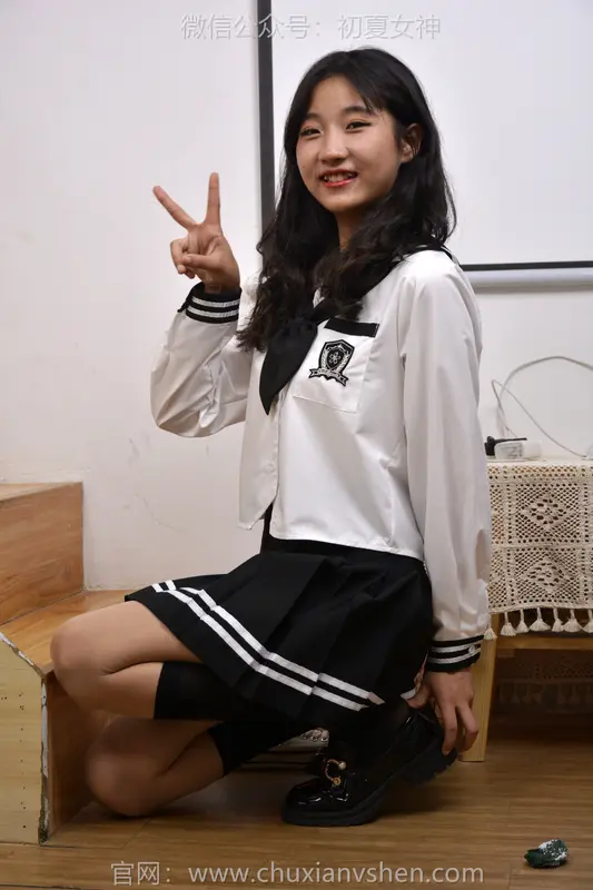 初夏女神 NO.112 点点 黑白海军服 - 初夏女神